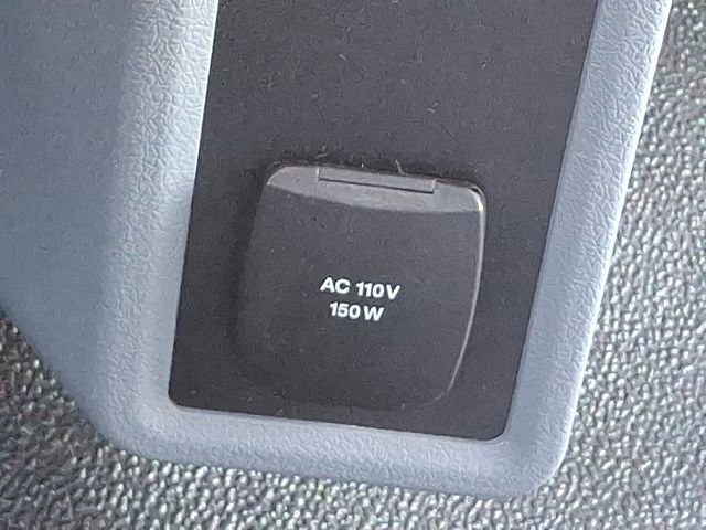 Used 2023 Ford F650 2WD Regular Cab Super Duty image 29
