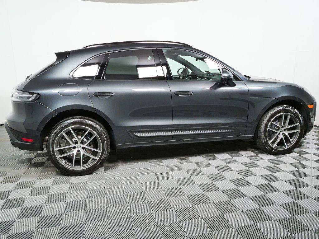 New 2026 Porsche Macan AWD/4WD image 34