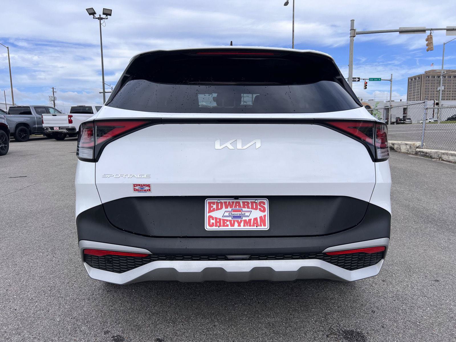 Used 2023 Kia Sportage EX FWD image 6