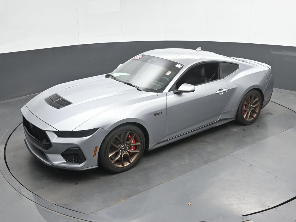 Used 2025 Ford Mustang GT Premium RWD image 38