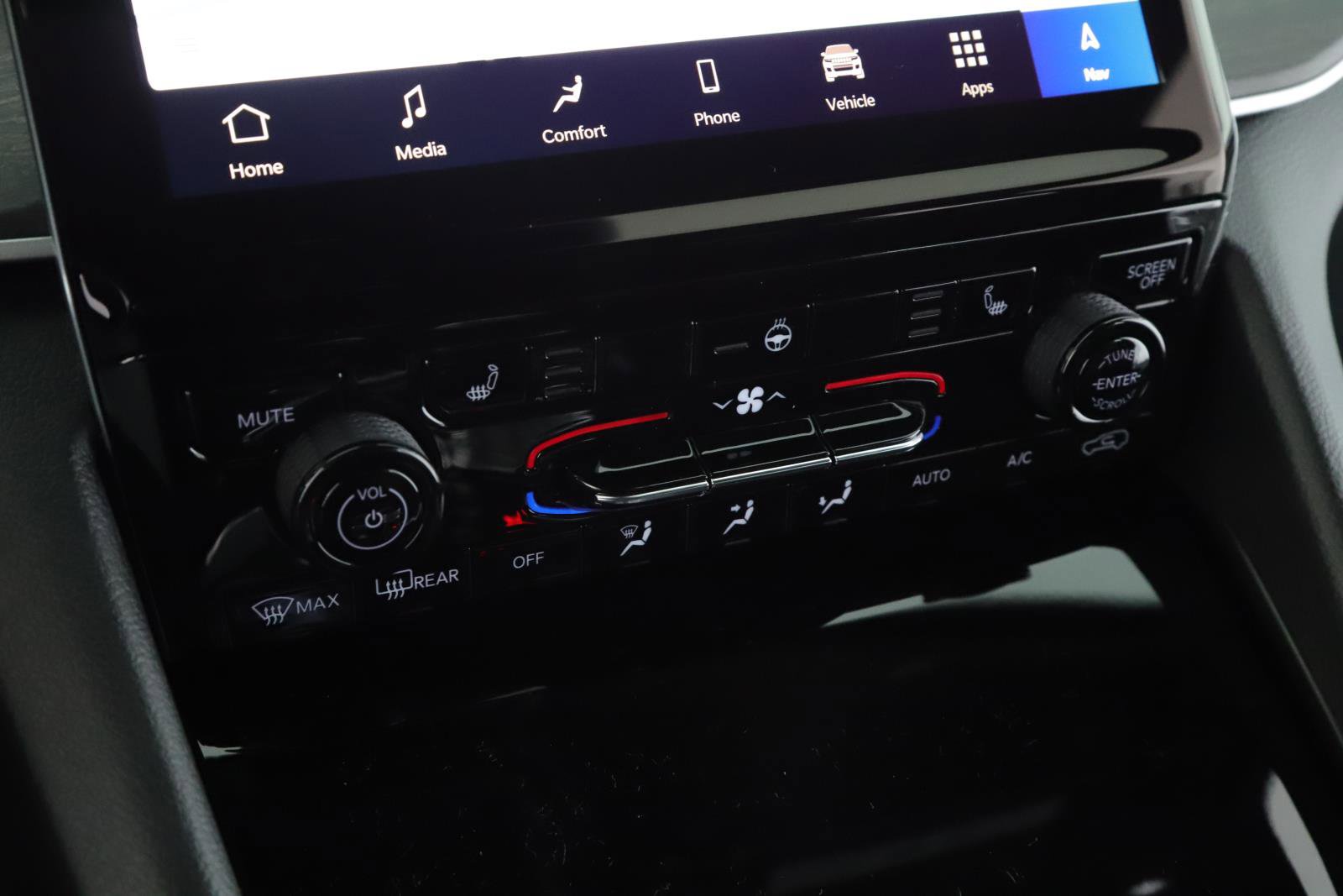 New 2025 Jeep Grand Cherokee Limited image 13