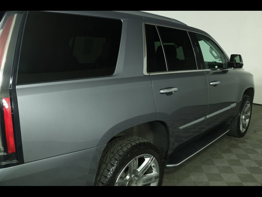 Certified 2020 Cadillac Escalade Luxury AWD/4WD image 23