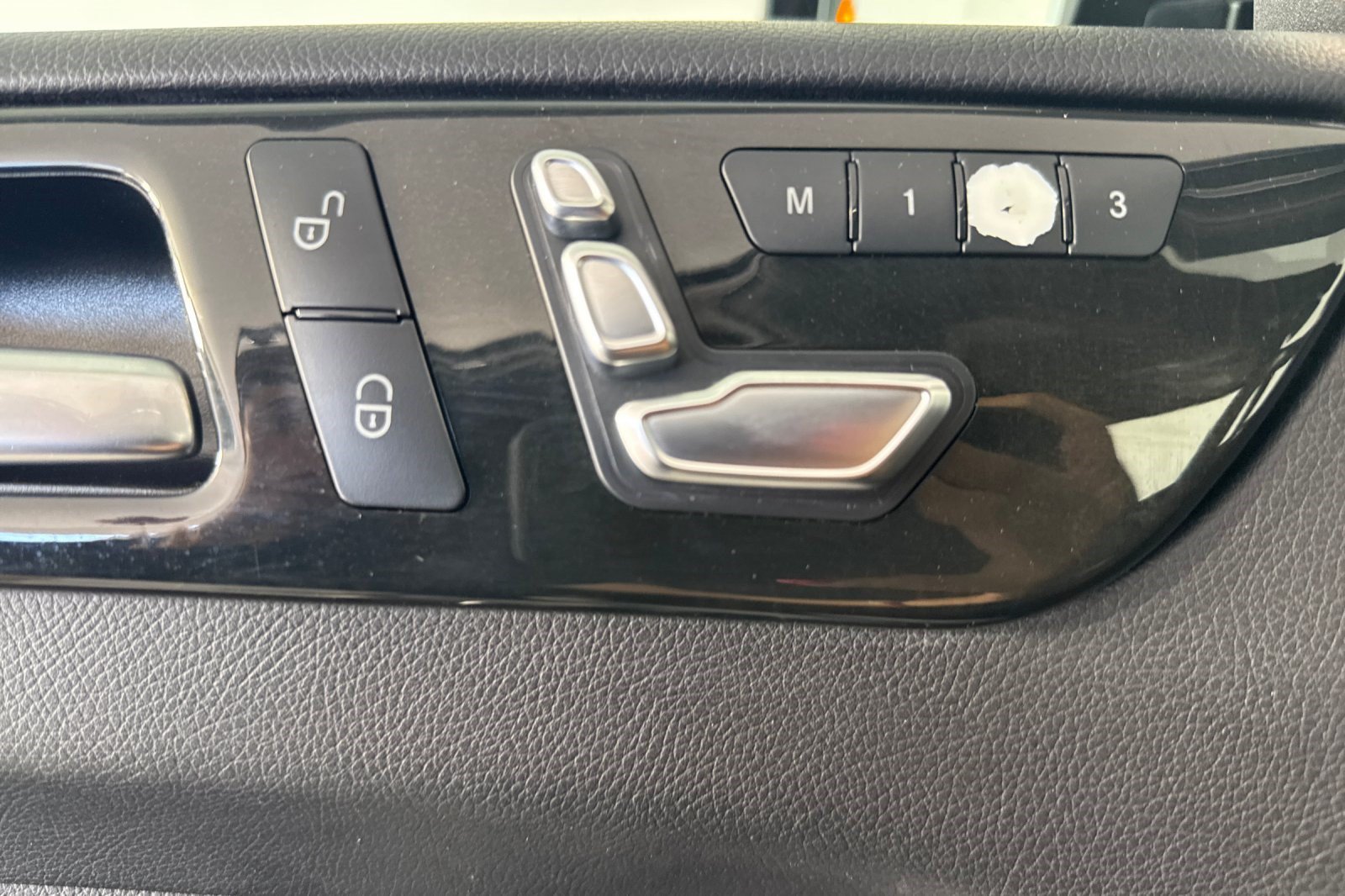 Certified 2017 Mercedes-Benz GLE 350 4MATIC image 22