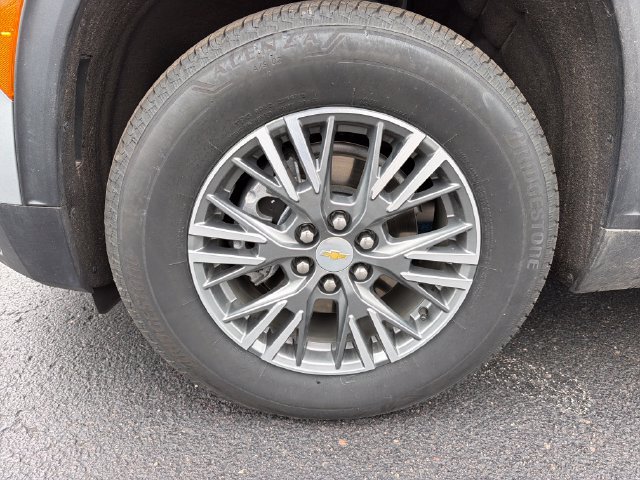 Used 2026 Chevrolet Traverse LT AWD/4WD image 10