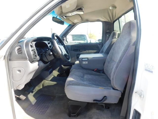 Used 1999 Dodge Ram 1500 Truck 2dr Reg Cab 119 WB image 10