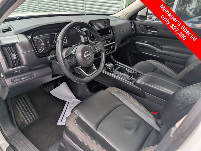 Certified 2023 Nissan Pathfinder SL w/ SL Premium Package AWD/4WD image 14