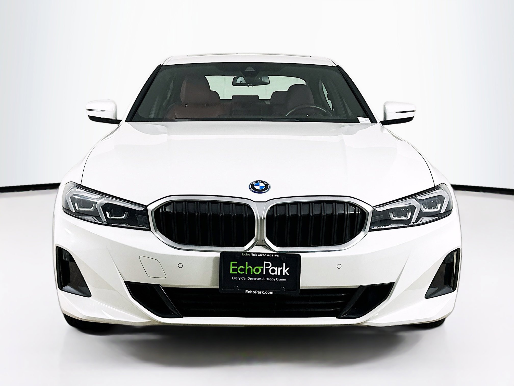 Used 2023 BMW 330e xDrive w/ Driving Assistance Package image 2