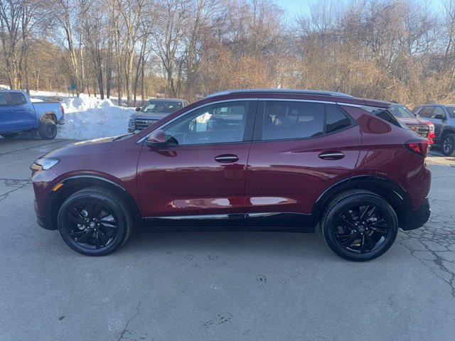 Used 2024 Buick Encore GX Sport Touring w/ Advanced Technology Package image 3