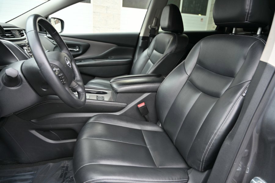 Used 2023 Nissan Murano SV image 14