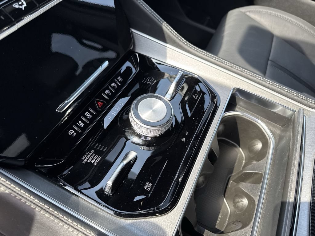 New 2026 Jeep Grand Wagoneer Limited AWD/4WD image 20
