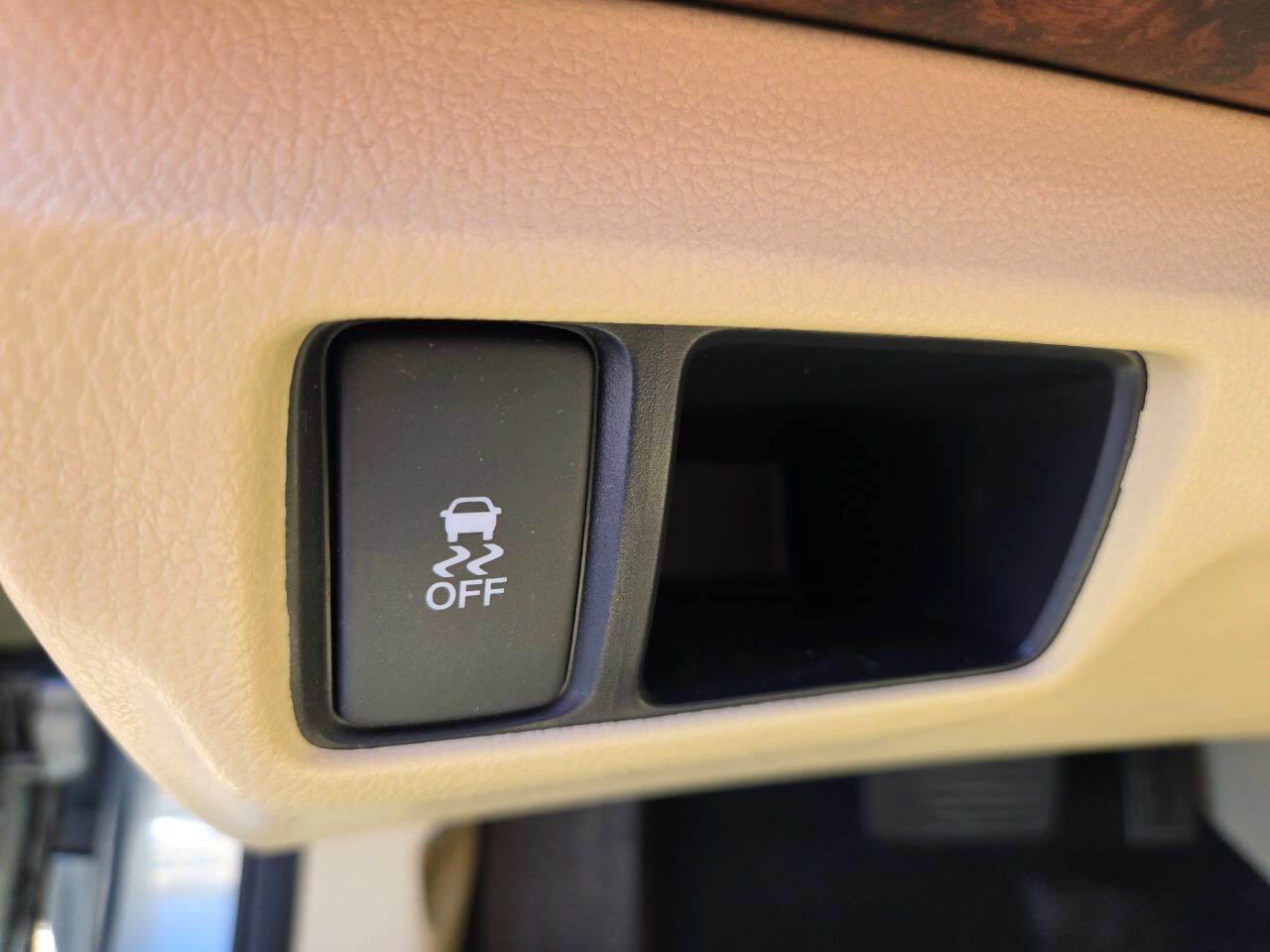 Used 2010 Honda Crosstour EX-L image 14