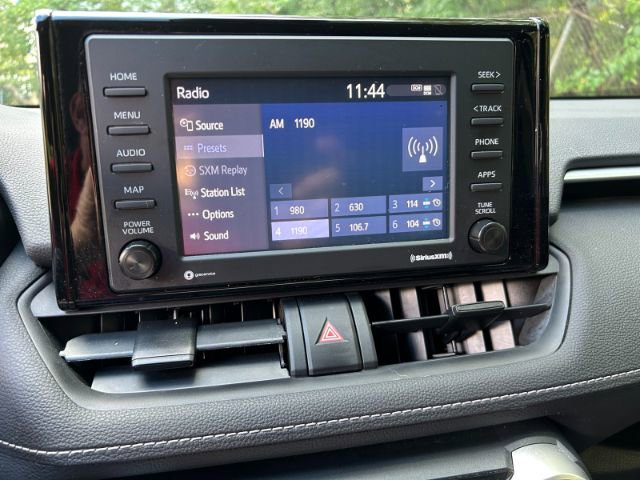 Used 2020 Toyota RAV4 XLE image 11