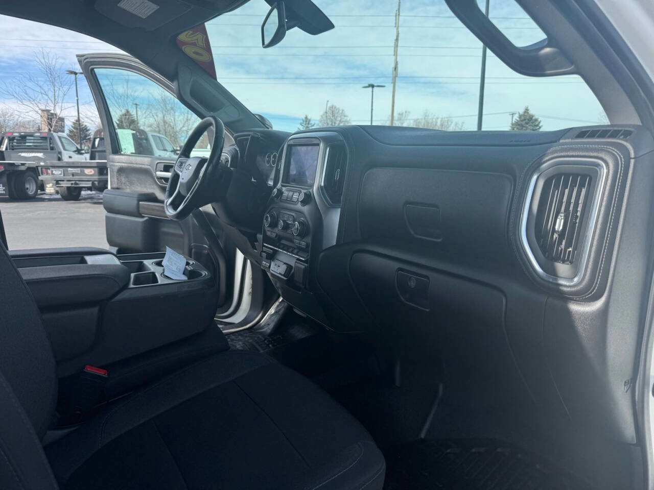 Used 2020 Chevrolet Silverado 1500 LT w/ Convenience Package image 35