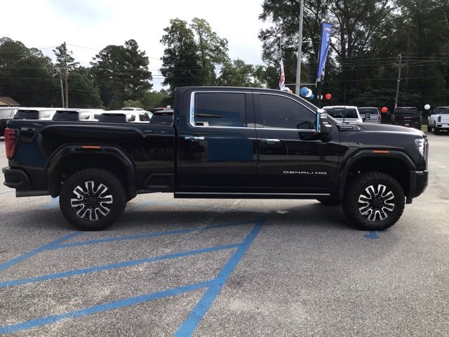 New 2026 GMC Sierra 3500 Denali w/ Denali Reserve Package image 7