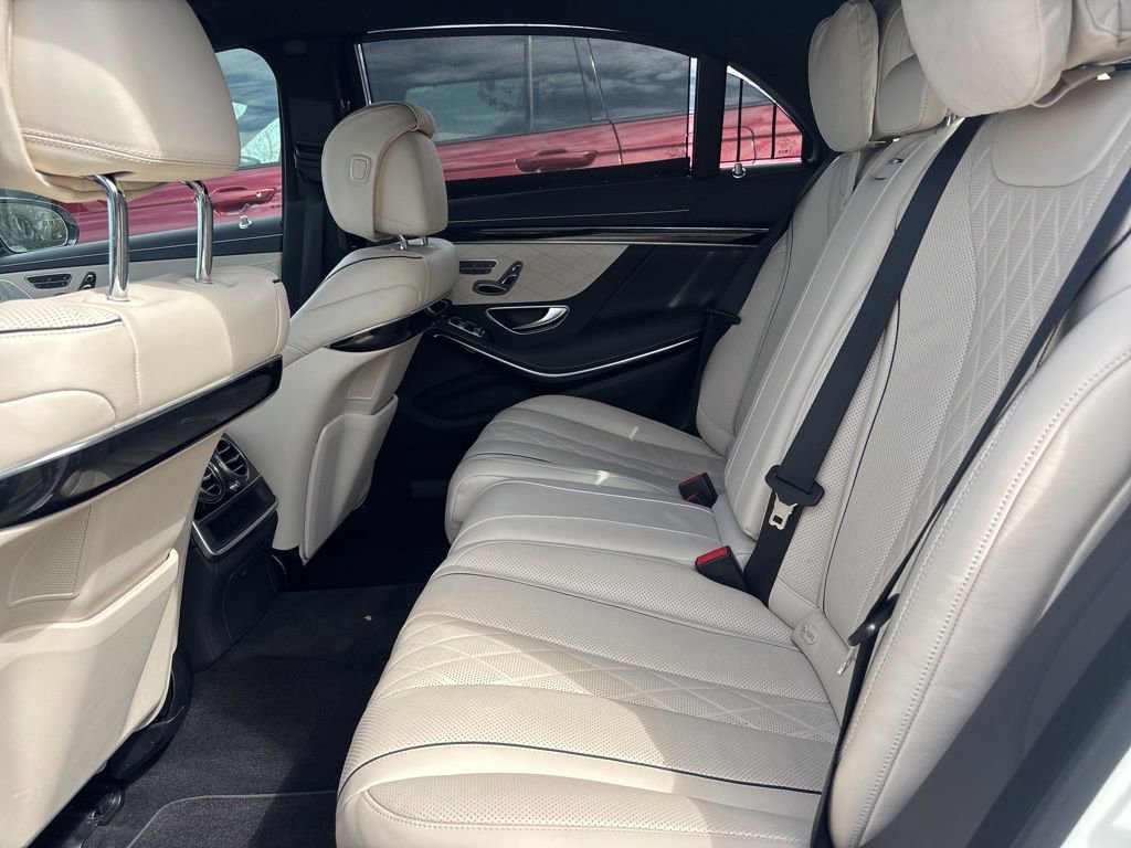 Used 2020 Mercedes-Benz S 560 Sedan image 12