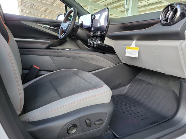 New 2026 Chevrolet Blazer EV SS image 17