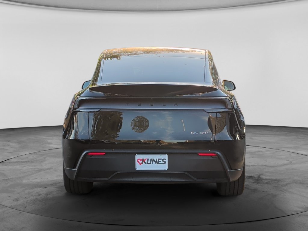 Used 2026 Tesla Model Y Long Range AWD/4WD image 6