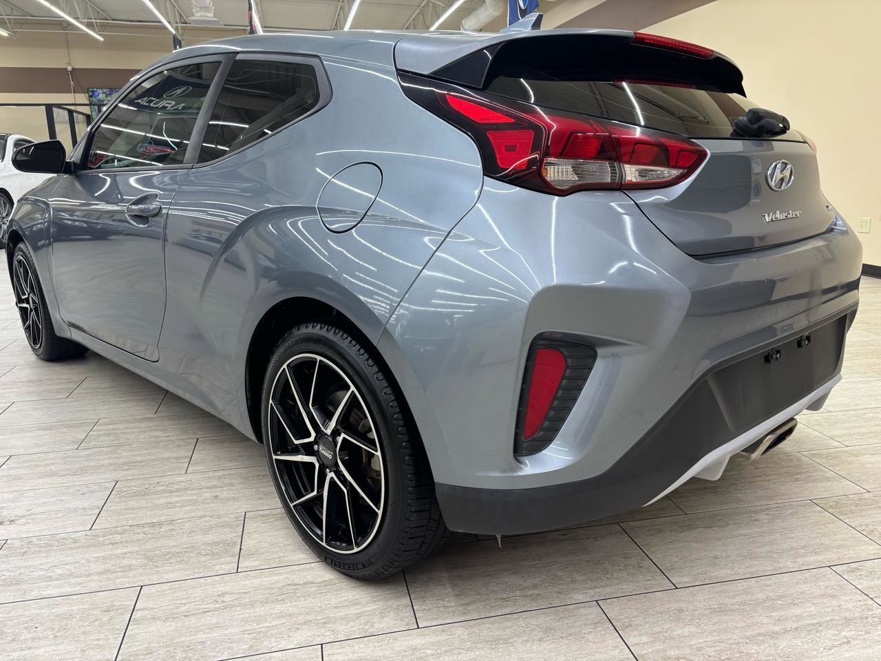 Used 2019 Hyundai Veloster 2.0 FWD image 6