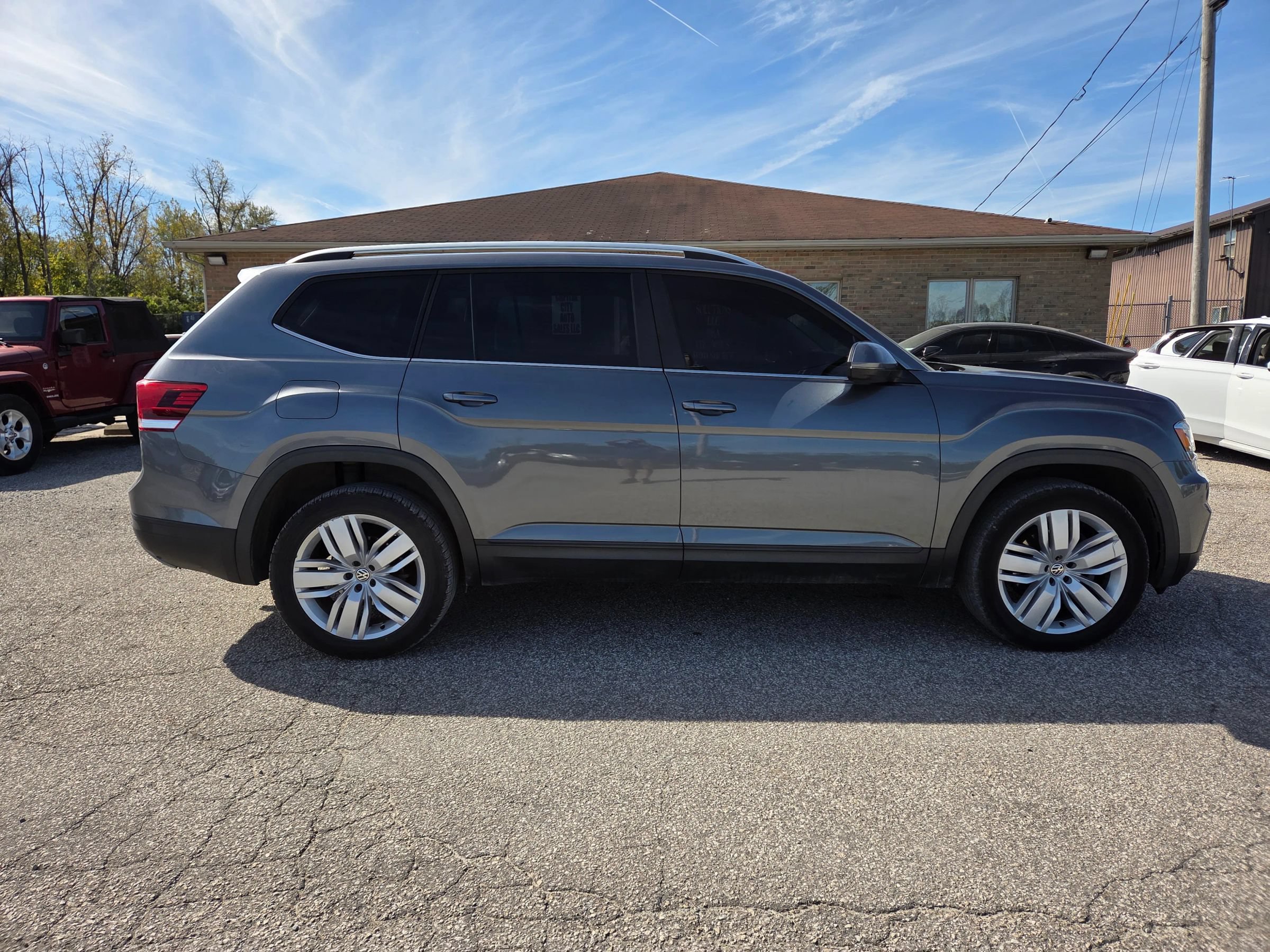 Used 2019 Volkswagen Atlas SE AWD/4WD image 4