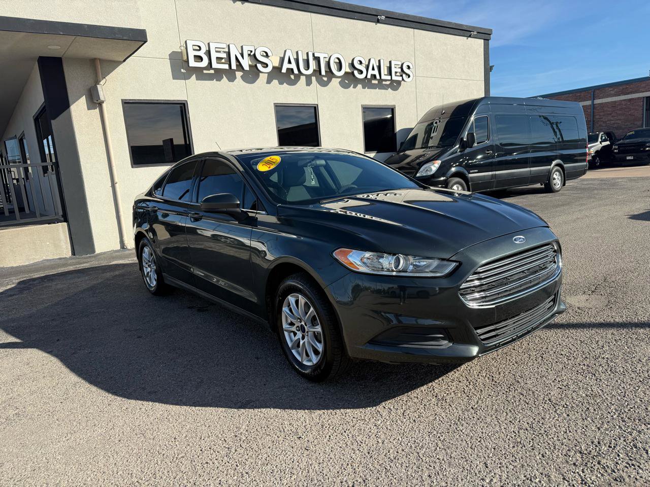 Used 2015 Ford Fusion S FWD image 3