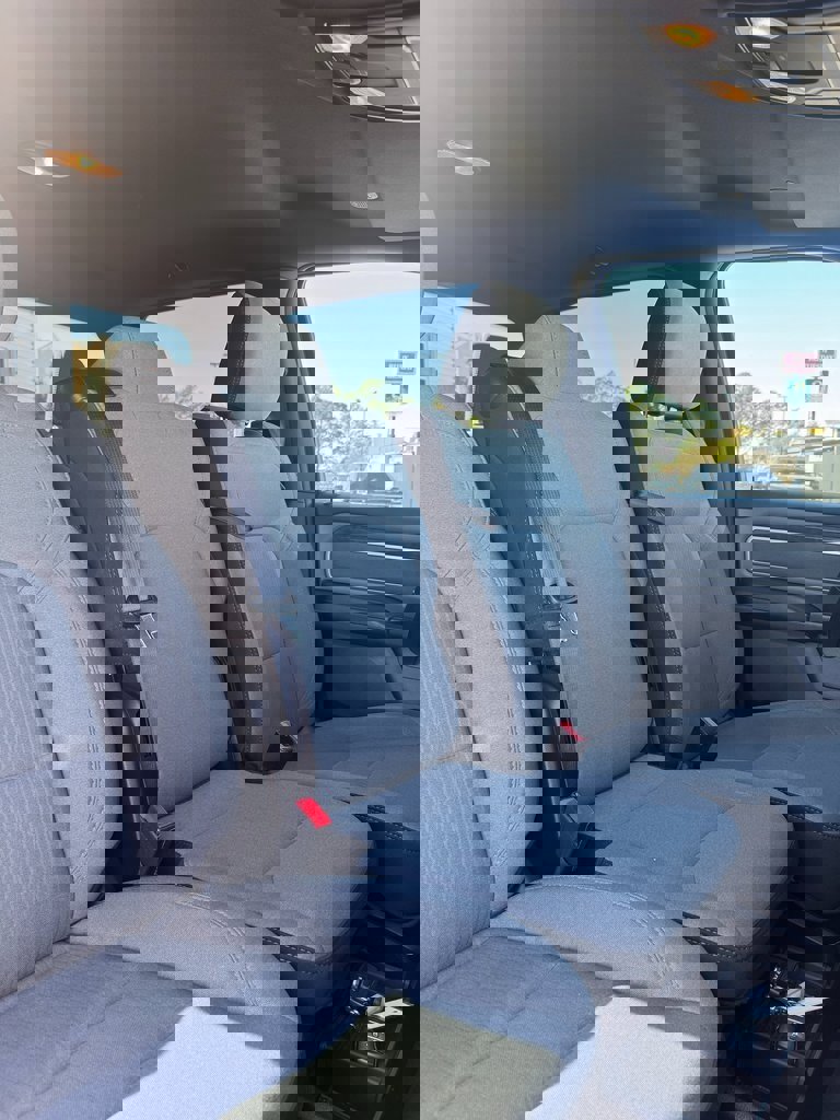 Used 2021 RAM 1500 Big Horn image 12