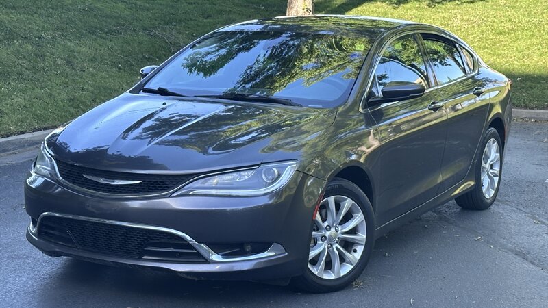 Used 2015 Chrysler 200 C FWD image 1