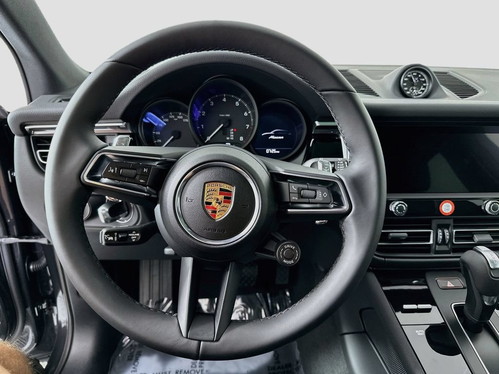 New 2026 Porsche Macan AWD/4WD image 12