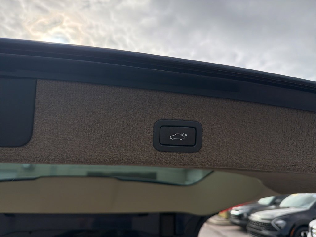 Used 2013 Volvo XC70 T6 Platinum image 10