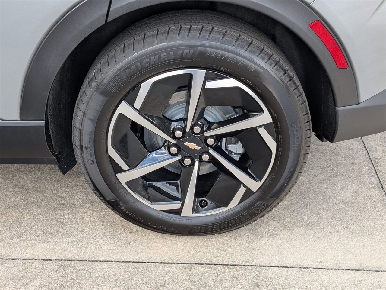 New 2026 Chevrolet Equinox EV LT image 26