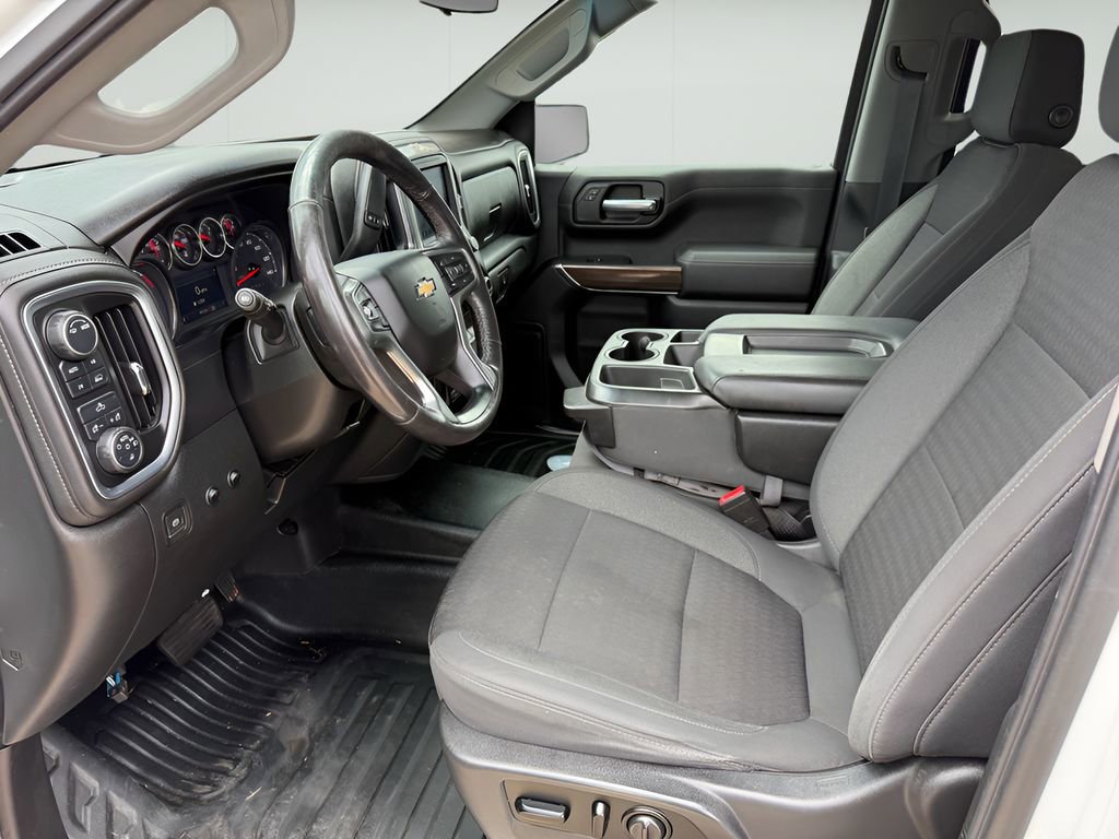 Used 2021 Chevrolet Silverado 1500 LT w/ Safety Package II AWD/4WD image 8