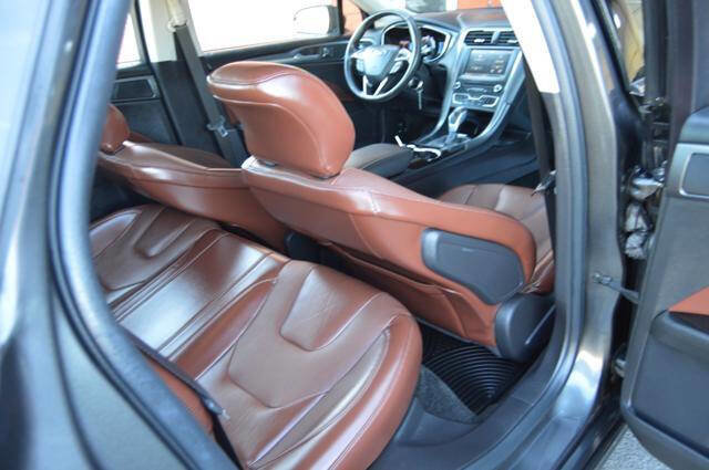 Used 2016 Ford Fusion SE w/ Equipment Group 202A image 44