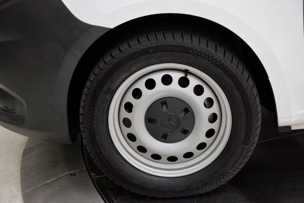 Used 2023 Mercedes-Benz Metris Passenger image 12