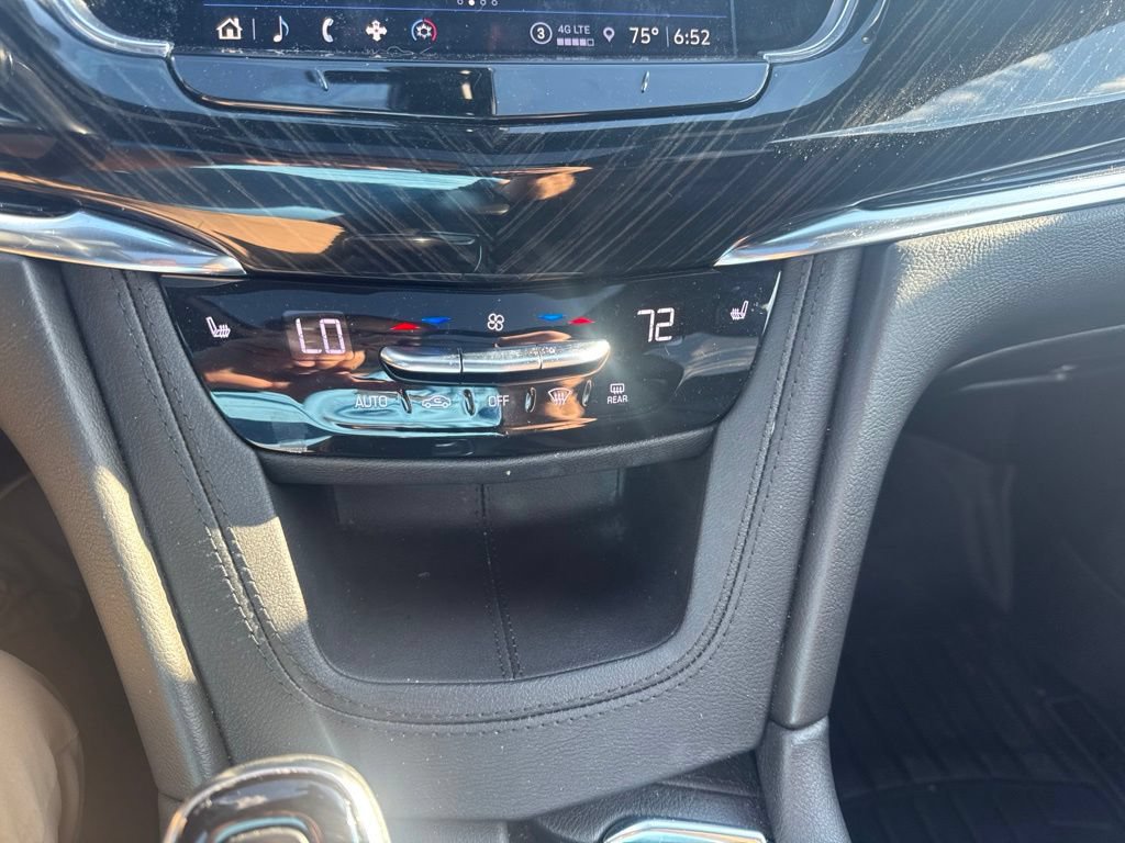 Used 2021 Cadillac XT6 Premium Luxury AWD/4WD image 24