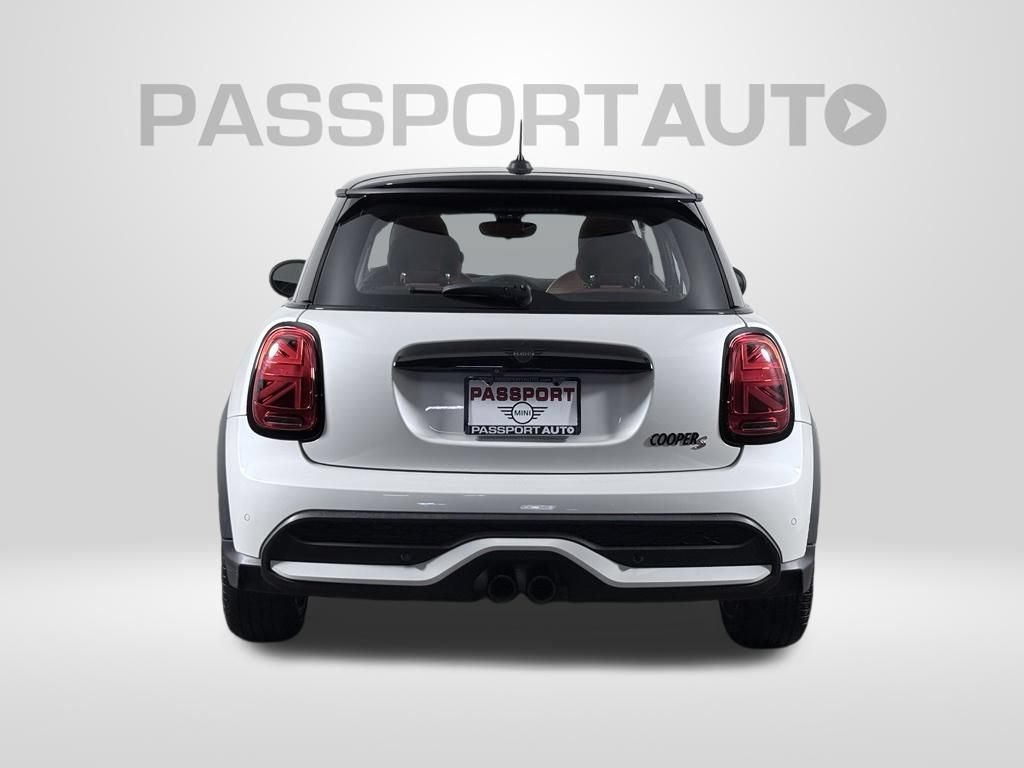 Used 2024 MINI Cooper S FWD image 6