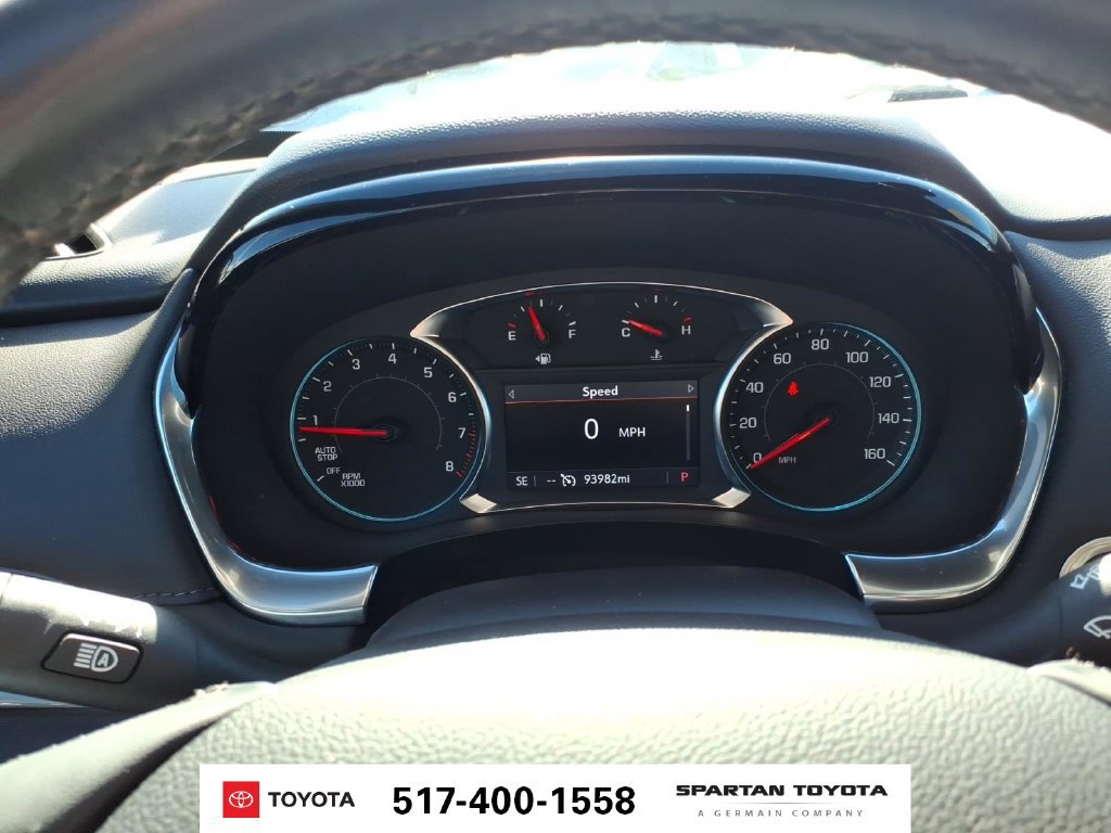 Used 2023 Chevrolet Traverse LT w/ Rear Camera Mirror Package AWD/4WD image 19