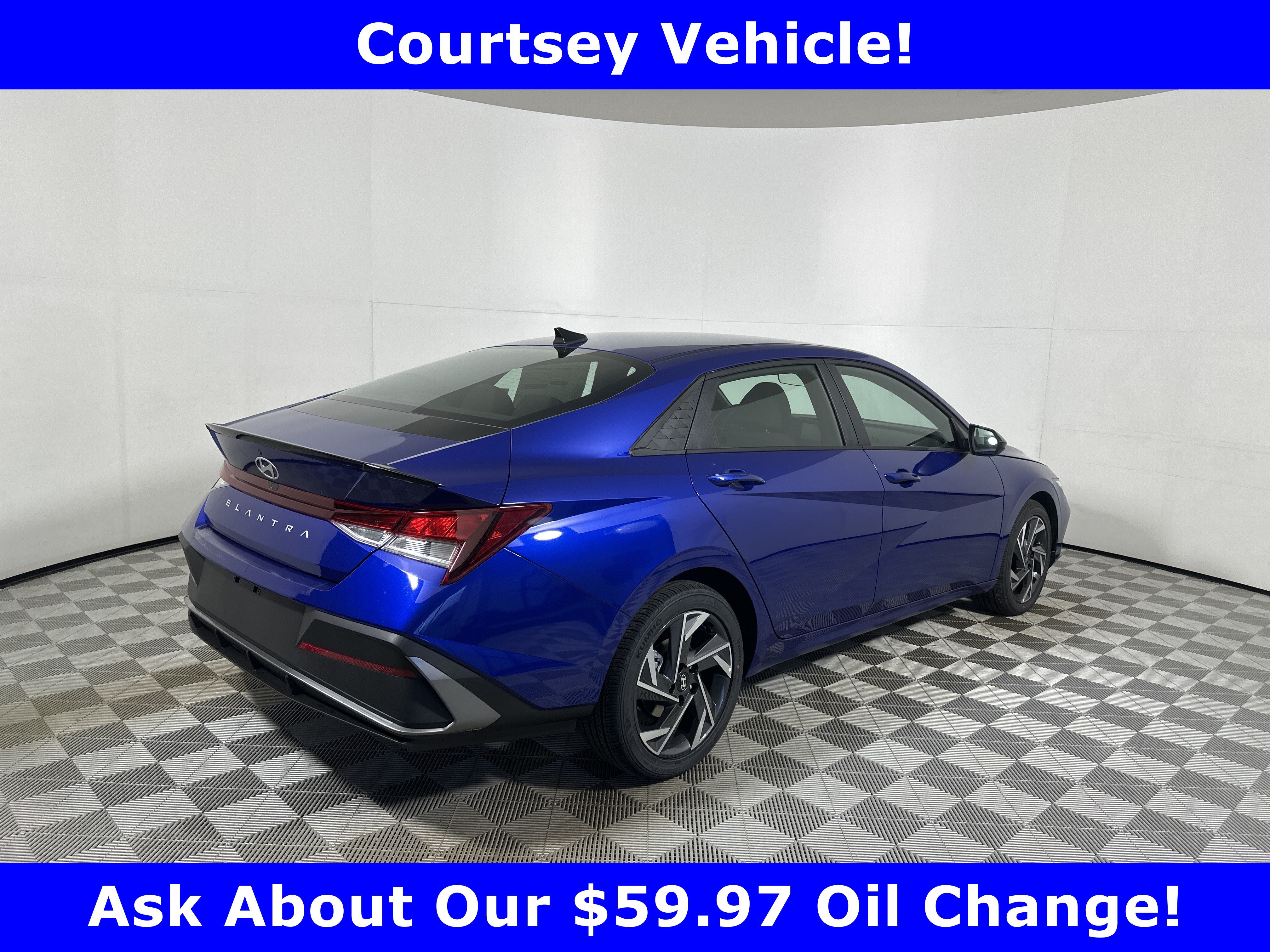 Used 2025 Hyundai Elantra Sport FWD image 7