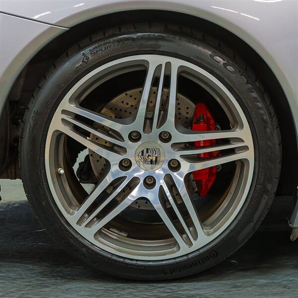 Used 2009 Porsche 911 Carrera 4S AWD/4WD image 38