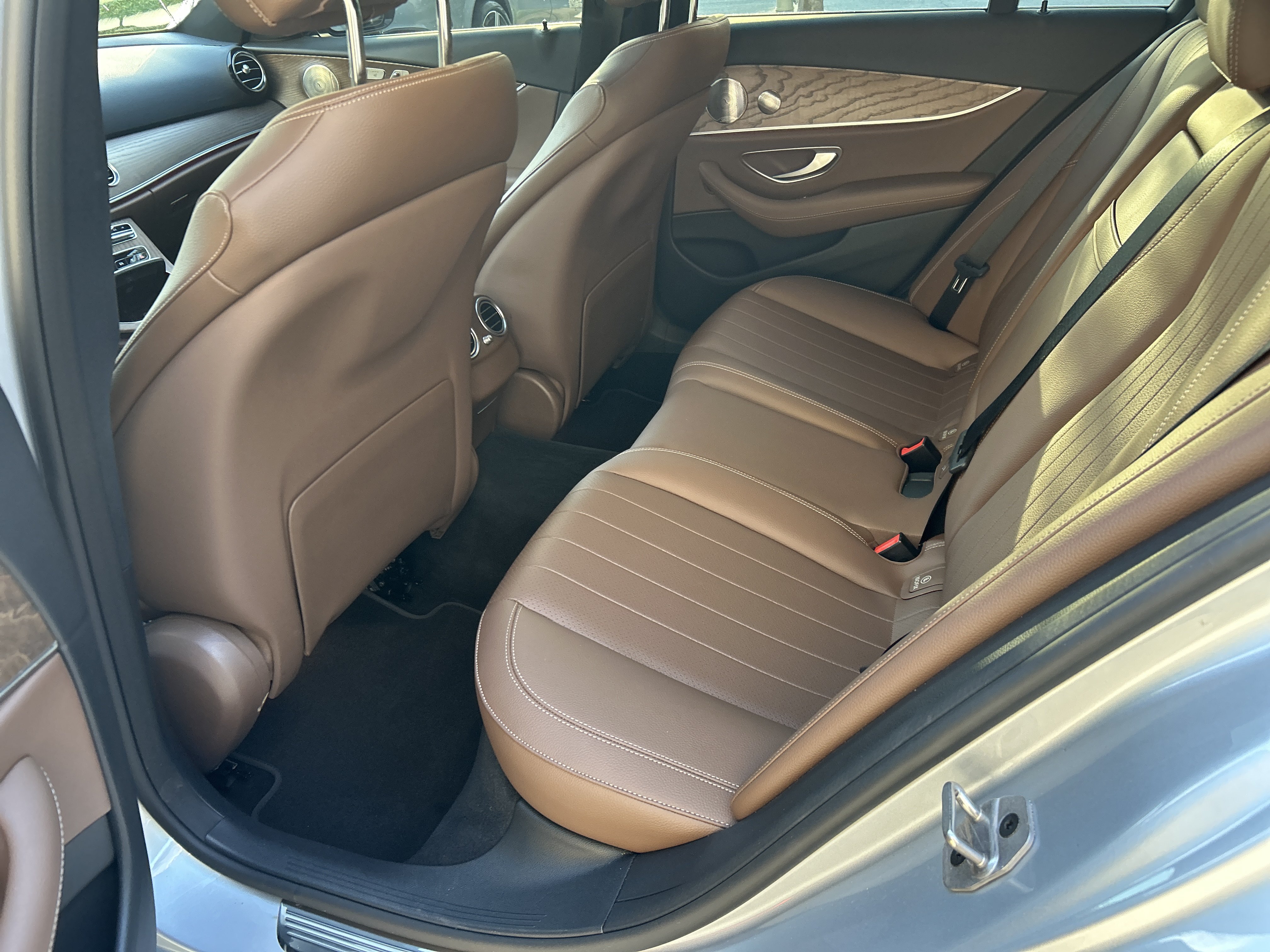 Certified 2023 Mercedes-Benz E 450 4MATIC Sedan image 39