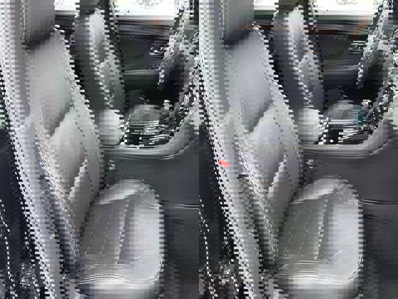 Used 2017 Ford Taurus Limited image 14