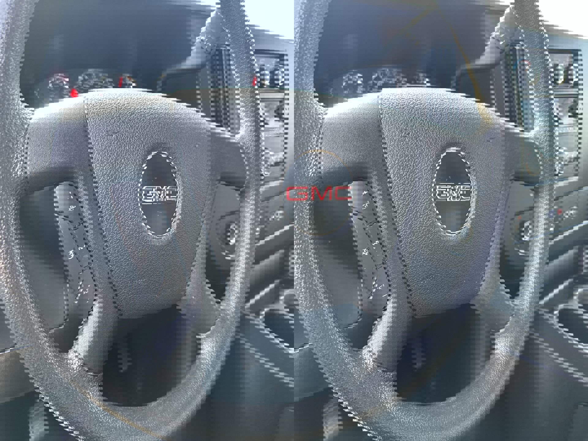 Used 2024 GMC Savana 2500 w/ Driver Convenience Package image 14