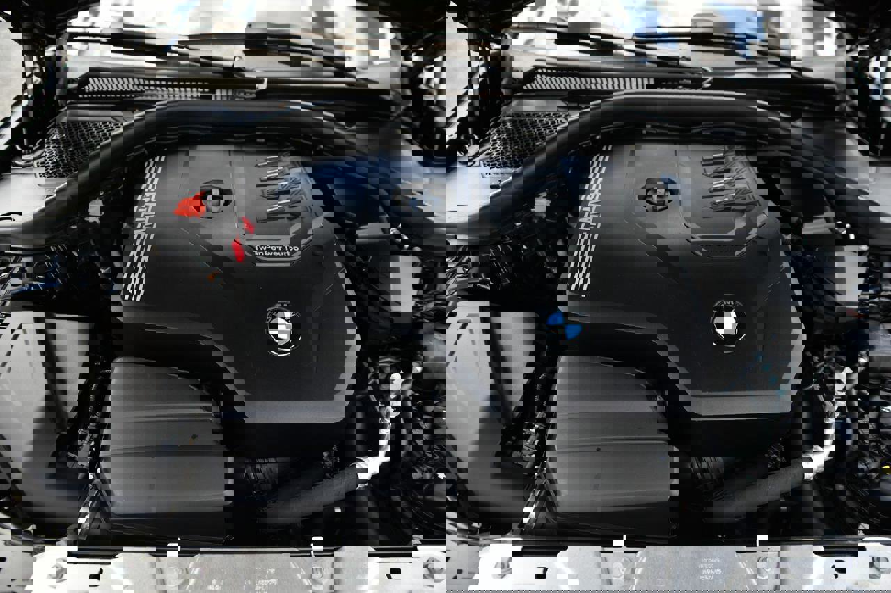 Used 2021 BMW 330i Sedan w/ Convenience Package image 18