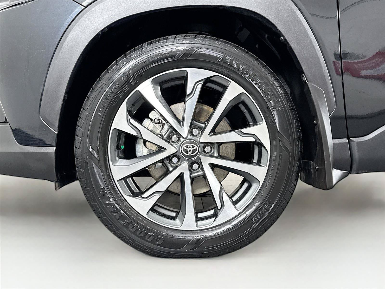 Certified 2025 Toyota Corolla Cross XLE w/ Convenience Package AWD/4WD image 60