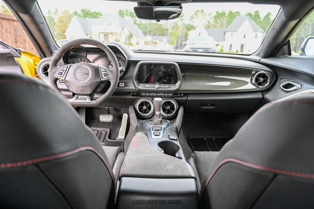 Used 2024 Chevrolet Camaro ZL1 image 28