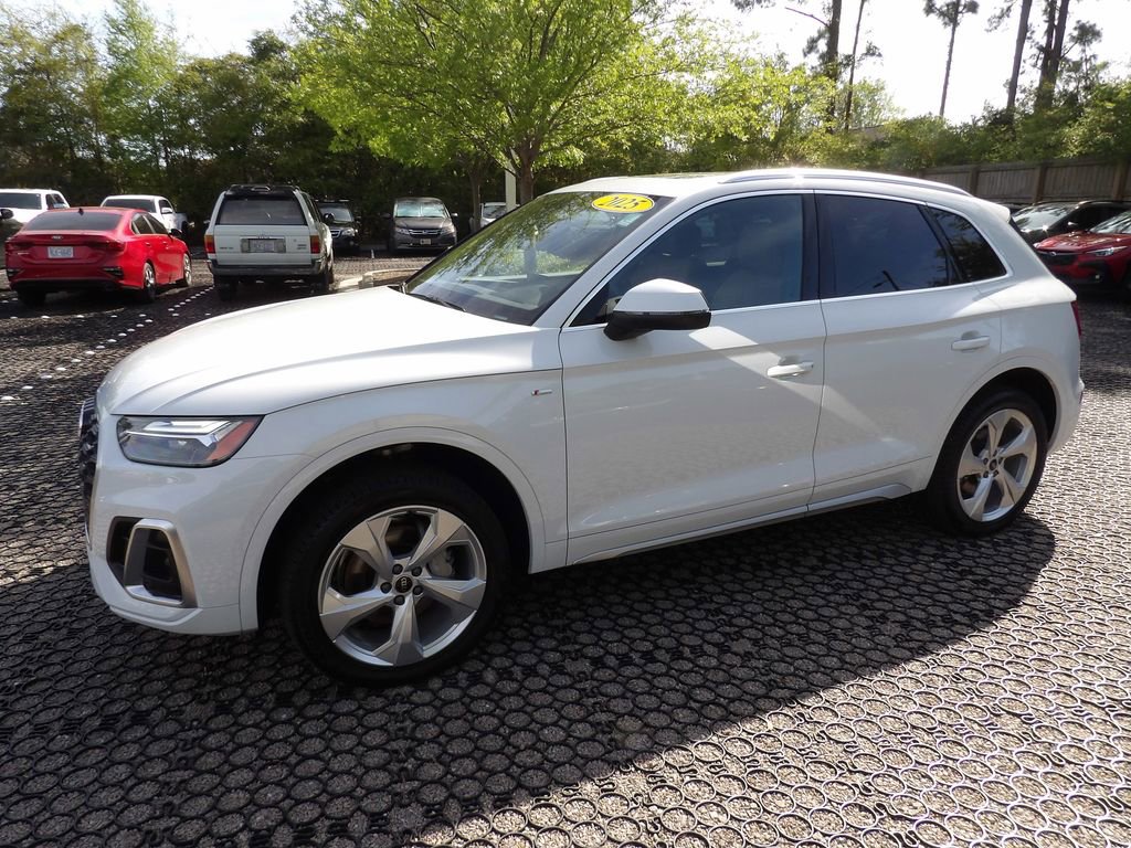 Used 2025 Audi Q5 2.0T Premium Plus image 3