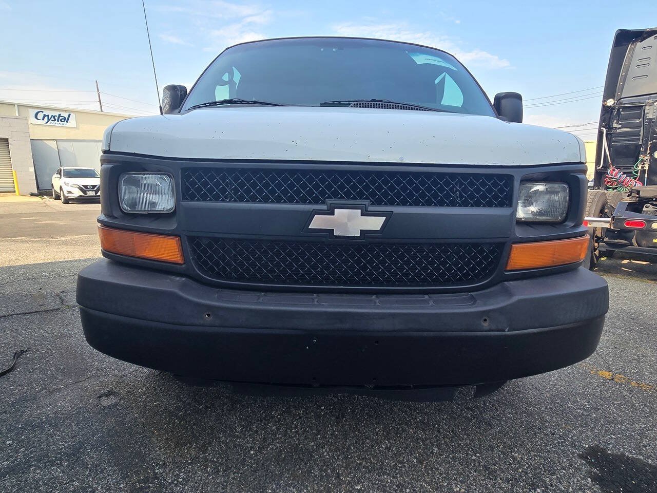 Used 2006 Chevrolet Express 1500 AWD Passenger image 5
