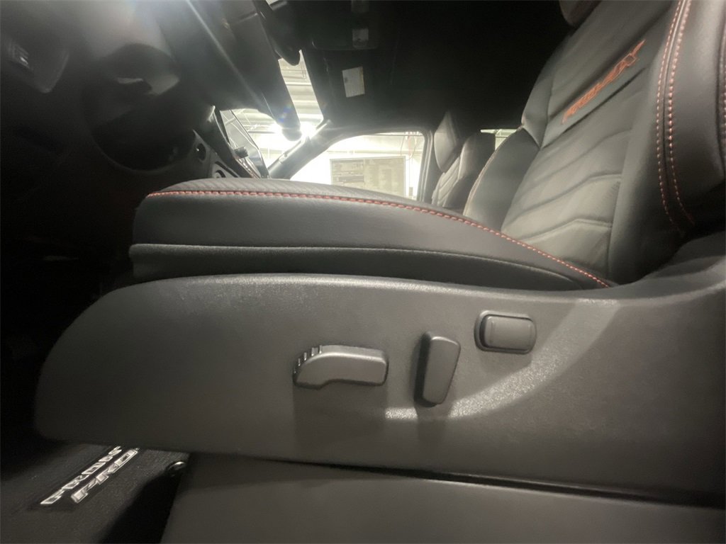 New 2026 Nissan Frontier PRO-4X w/ Pro Premium Package image 12