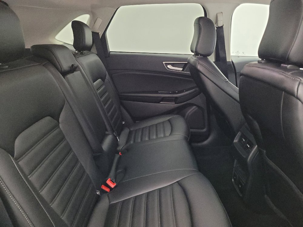 Used 2020 Ford Edge SEL w/ Convenience Package AWD/4WD image 19