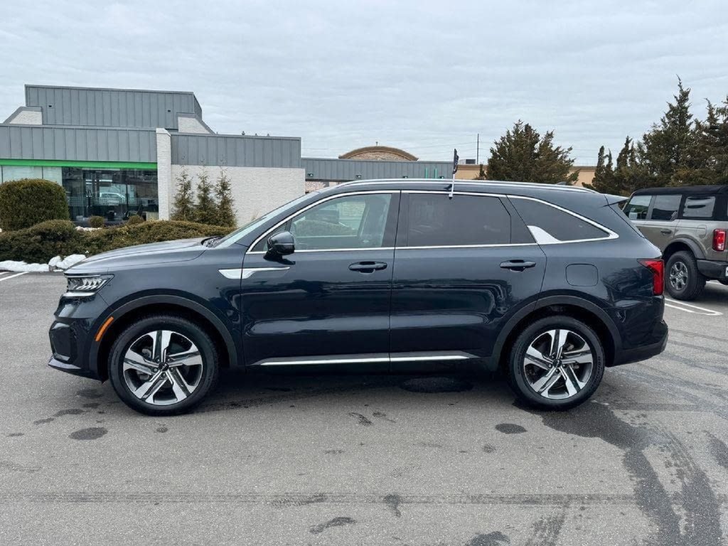 Used 2023 Kia Sorento EX AWD/4WD image 7