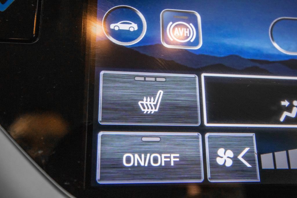 Used 2023 Subaru Ascent Premium w/ Convenience Package image 27