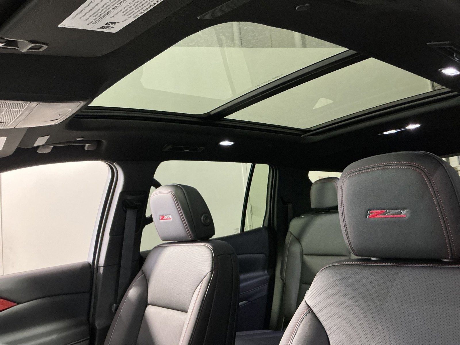 New 2026 Chevrolet Traverse Z71 w/ Enhanced Driving Package image 31